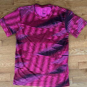 The Nike Tee, pink patterned, Adult Small